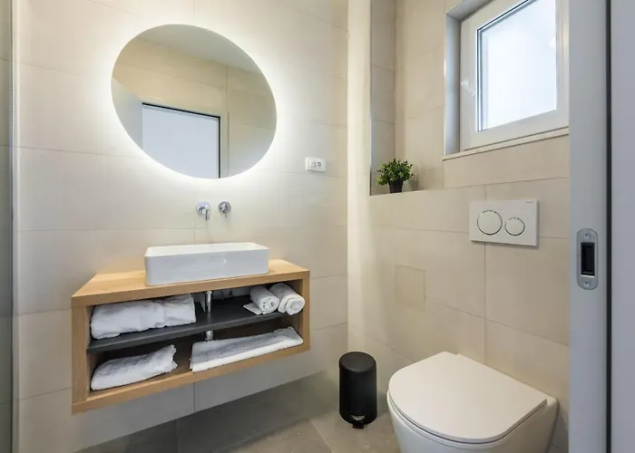 Villa Auni Perla - Heated Pool - Rooftop - Seaview - Kaštela