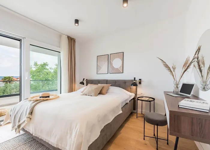 Villa Auni Perla - Heated Pool - Rooftop - Seaview -