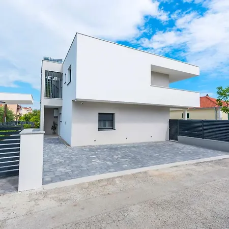 Auni Perla - Heated Pool - Rooftop - Seaview - Villa Kastela